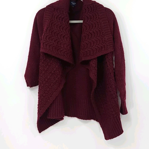 American Eagle Outfitters Sweaters - American eagle Maroon waterfall open cardigan